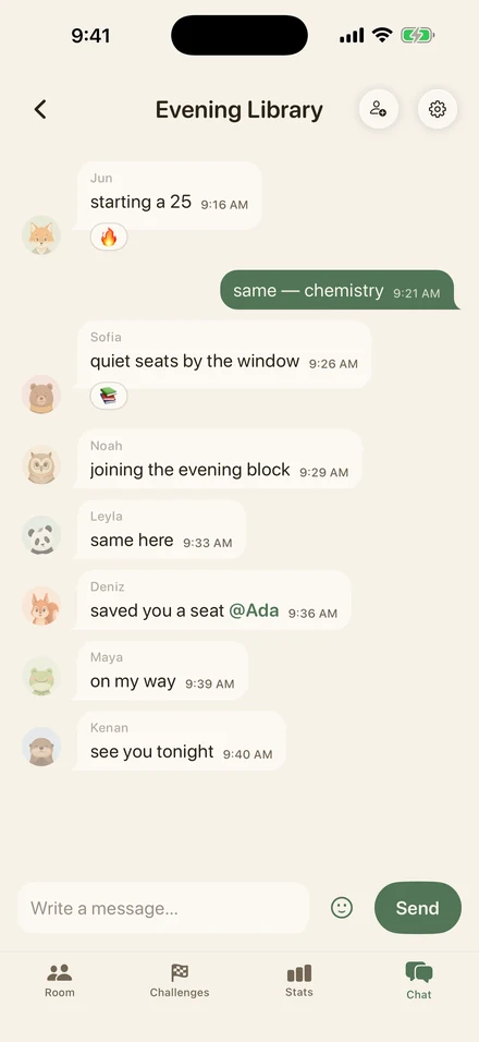 A real Kotsumi room chat with messages and Study Icons